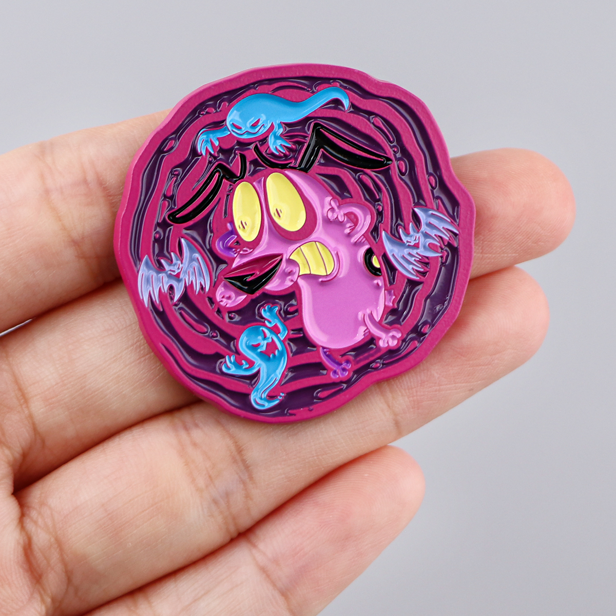 Cartoon Figure Enamel Pins Pin - Pet Supplies Store のレビューと価格