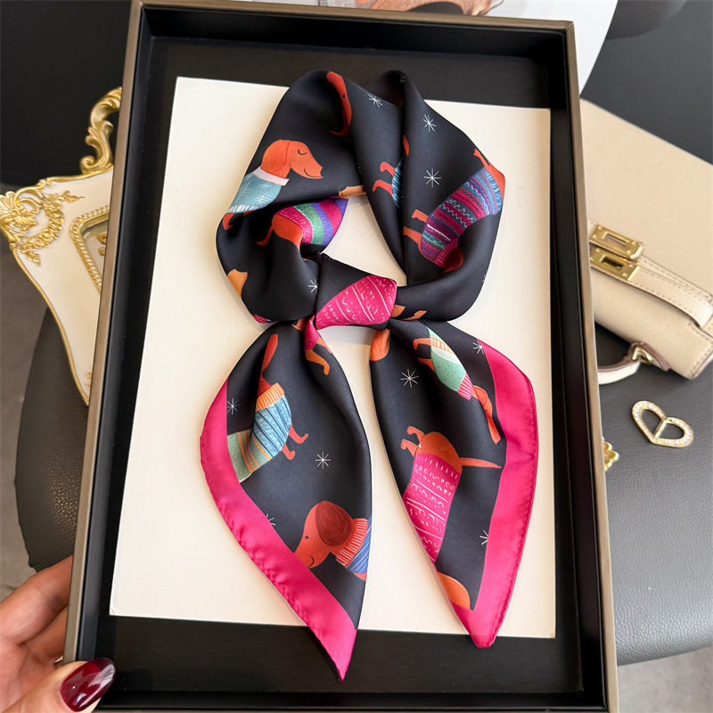 Fashion Wiener Dog Print Banda - Dog Bandana Scarf のレビューと価格